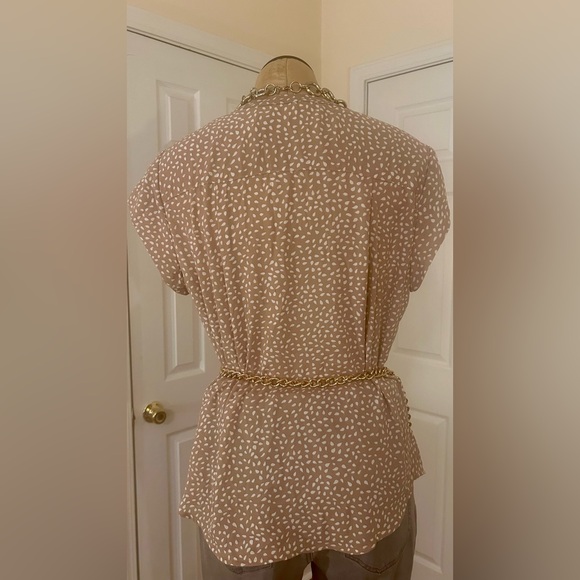 •SALE•(2)Monday Fun Brand New Dress Tops- NWT. - Picture 5 of 11